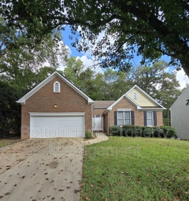 Building Photo - 7803 Harrington Woods Rd