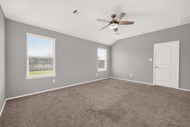 Building Photo - 6014 Namika St