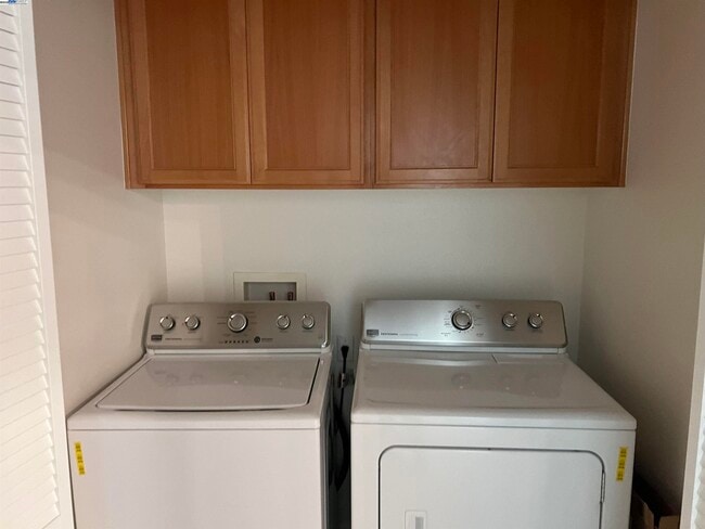 Building Photo - 172 Maidenhair Ct