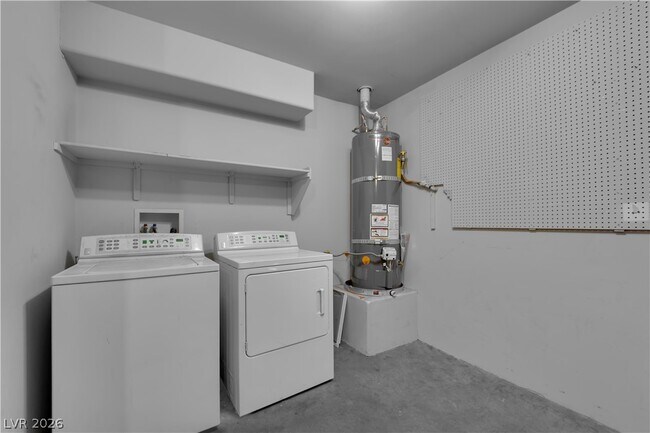 Building Photo - 8516 Little Fox St