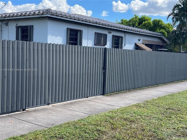 Building Photo - 189 Glendale Dr