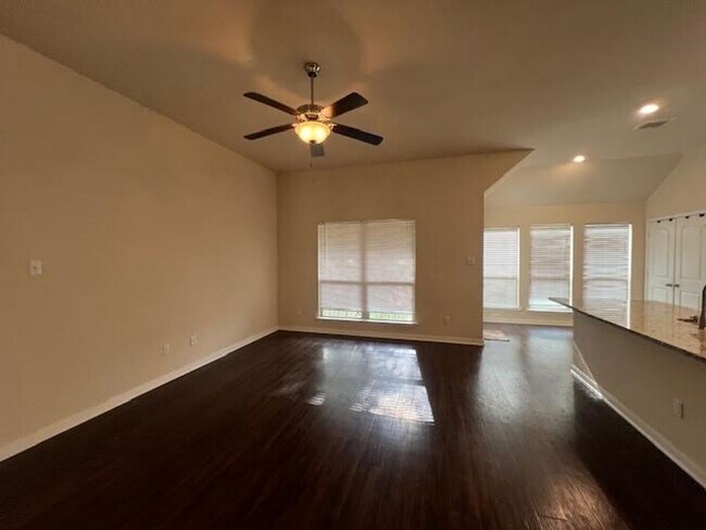 Building Photo - 1106 Merganser Way