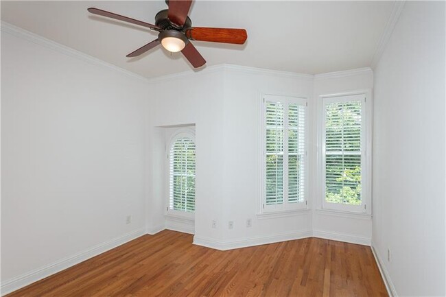 Building Photo - 778 Clifton Heights Ln NE
