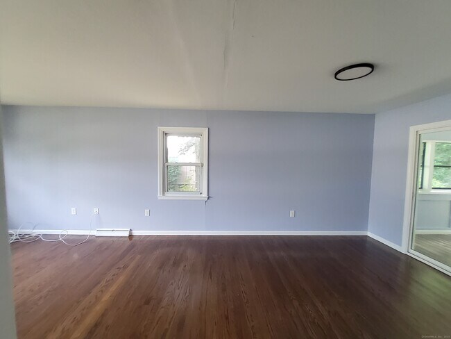 Building Photo - 707 Circular Ave