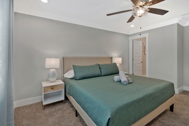 Building Photo - Unit #31 (166 Sango Rd)