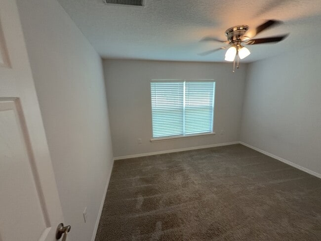 Building Photo - 15023 SE 93rd Ct