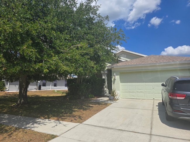 Building Photo - 12410 Midpointe Dr