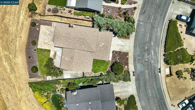 Building Photo - 267 Duperu Dr
