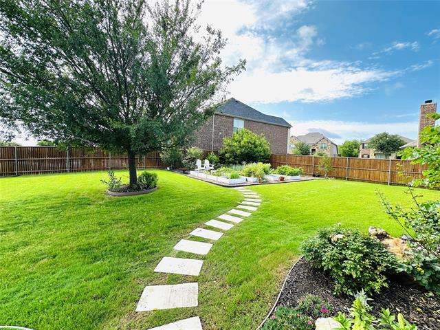 Building Photo - 401 Plumeria Dr