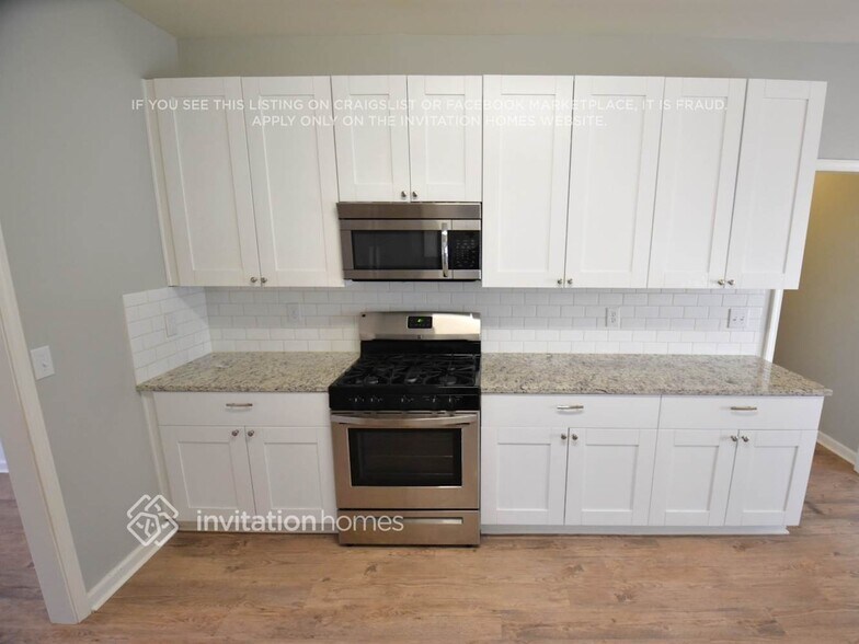 Building Photo - 1701 Branchwood Ct SW