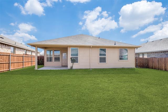 Building Photo - 15933 Charing Cross Dr