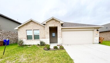 Building Photo - House for rent!