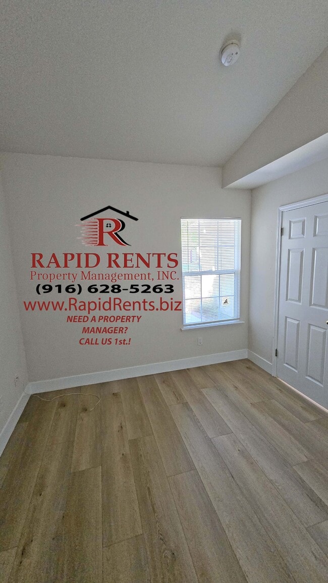 Building Photo - 8477 Ceonothus Ct