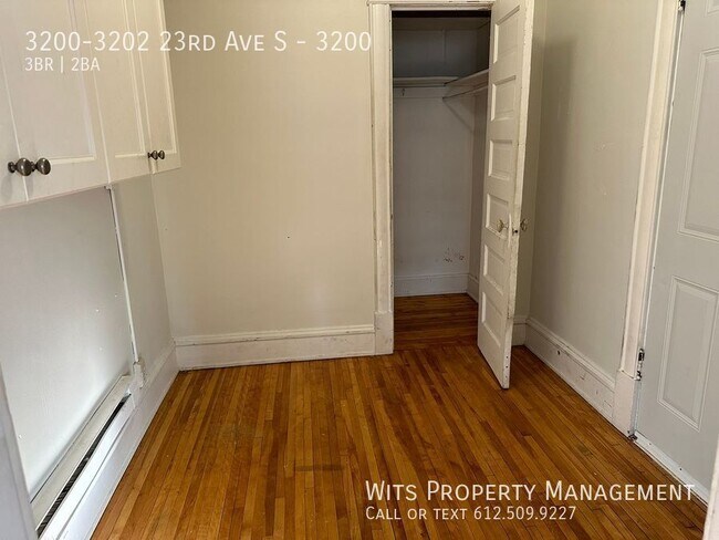 Building Photo - 3200-3202 23rd Ave S-3200