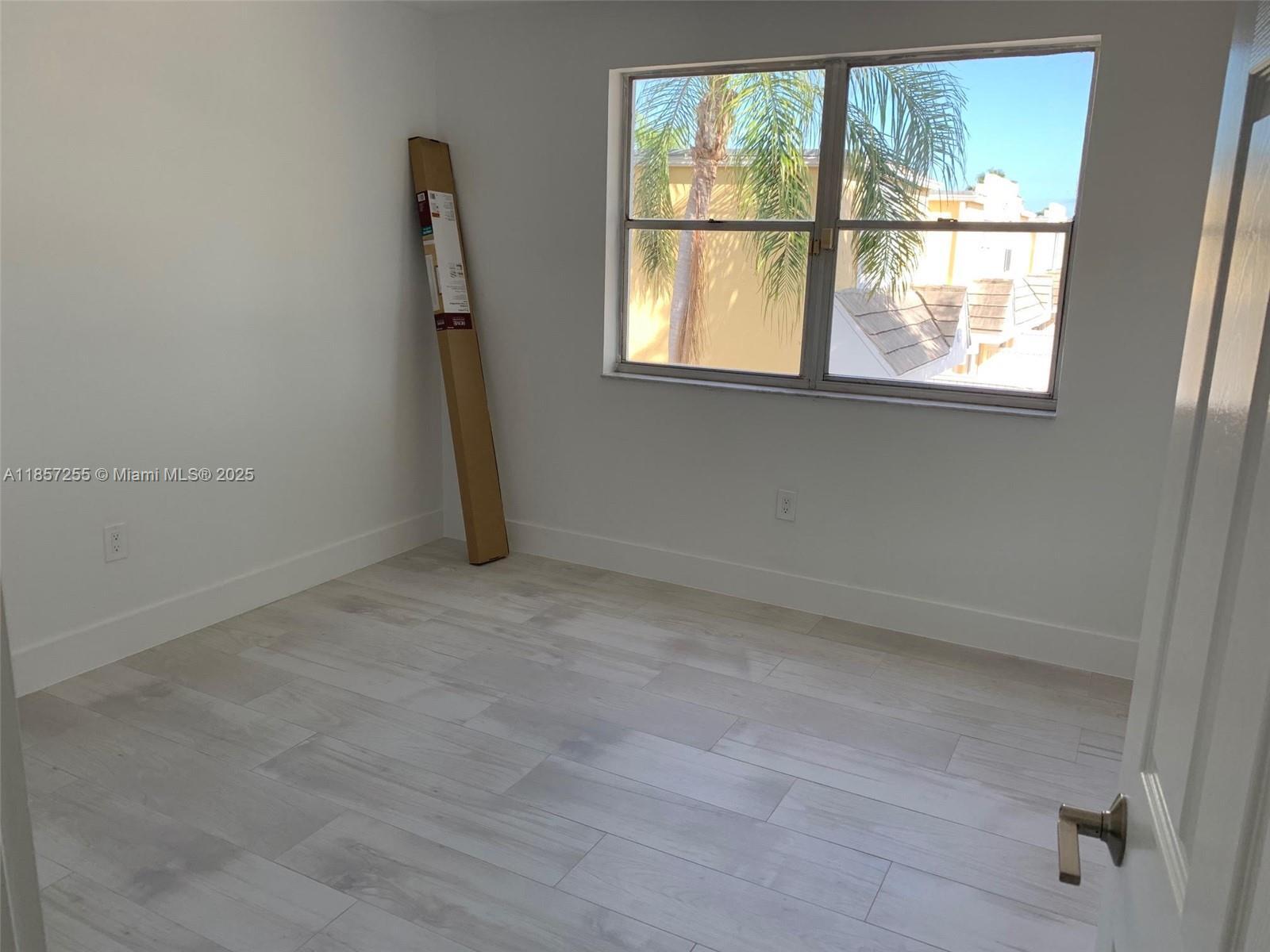 Building Photo - 6825 SW 45th Ln