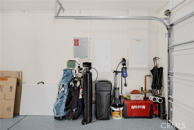 Building Photo - 26 Crown Point Dr