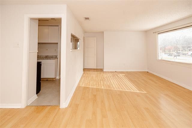 Building Photo - 6419 Lovett Ave