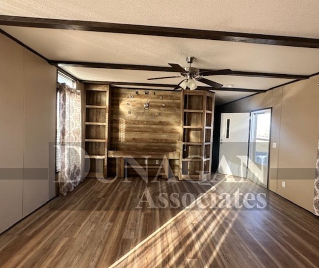Building Photo - 3 Bedroom, 2 Bath mobile home