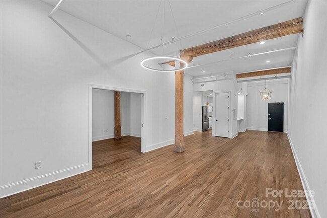 Building Photo - 310 Arlington Ave