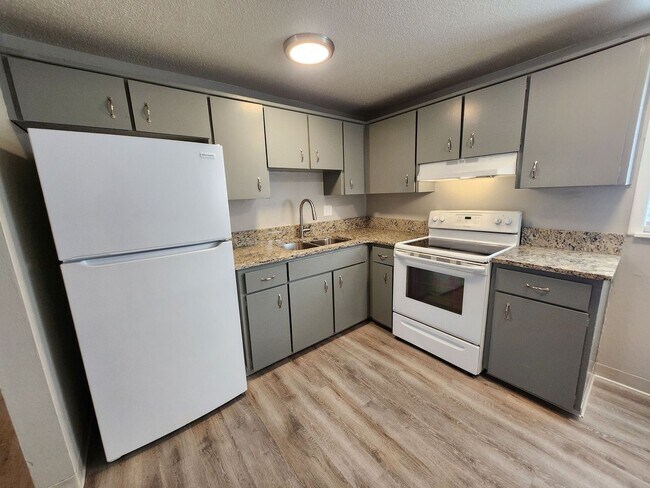 Building Photo - 7125 Alegre Cir