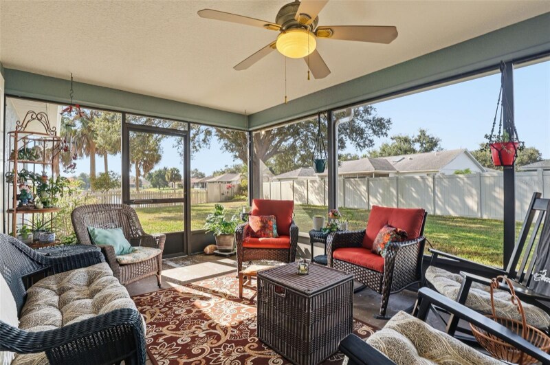 Building Photo - 6211 65th Pl E