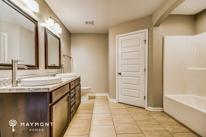 Building Photo - 16388 Pottery Ln