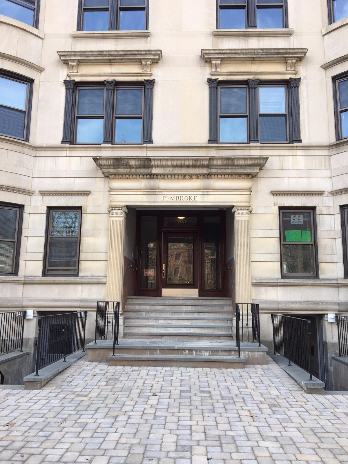 Building Photo - 1476 Beacon St