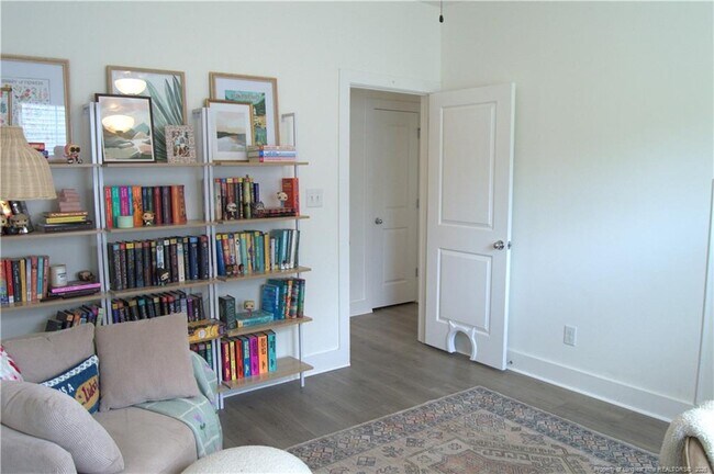 Building Photo - 486 Falls Creek Dr