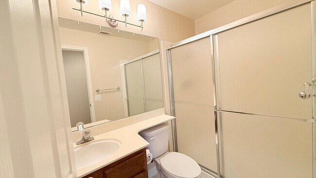 Building Photo - 1100 Sunshine Cir