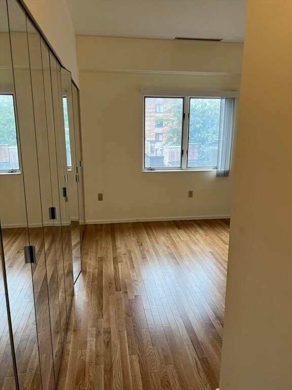Building Photo - 1265 Beacon St