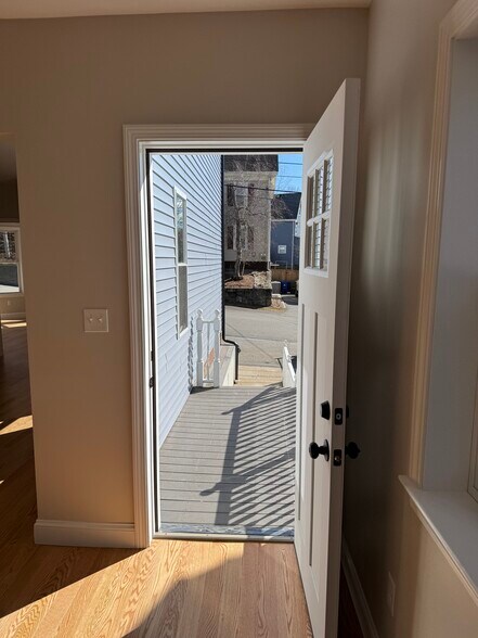 Building Photo - 36 Gould St