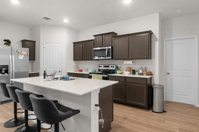 Building Photo - 2907 Hadley Dr
