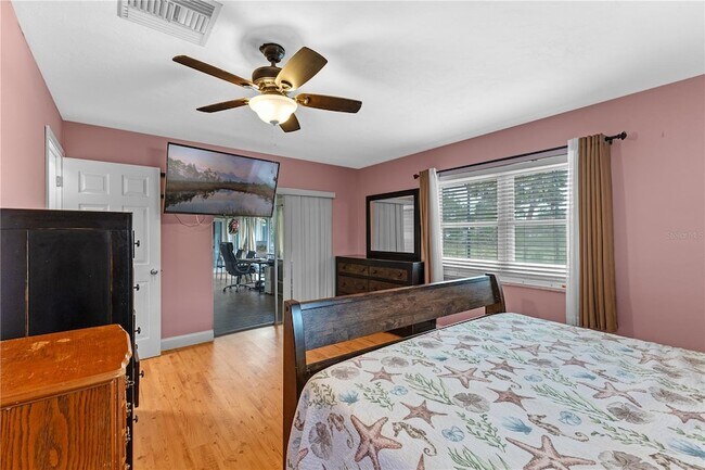 Building Photo - 2622 Hibiscus Ct