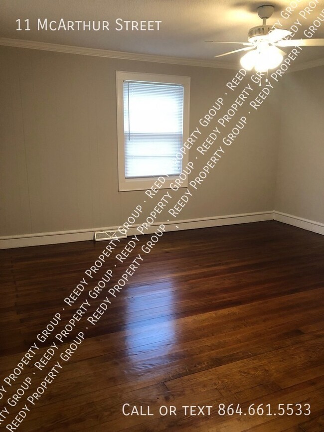 Building Photo - 3 bed 1 bath near West Village in Downtown...