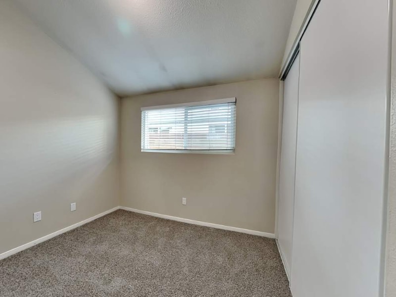 Building Photo - 27848 Crosspath Ave