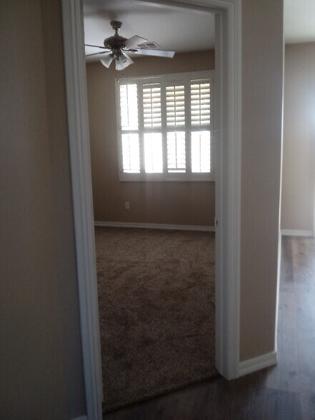 Building Photo - 10632 Camille Ct