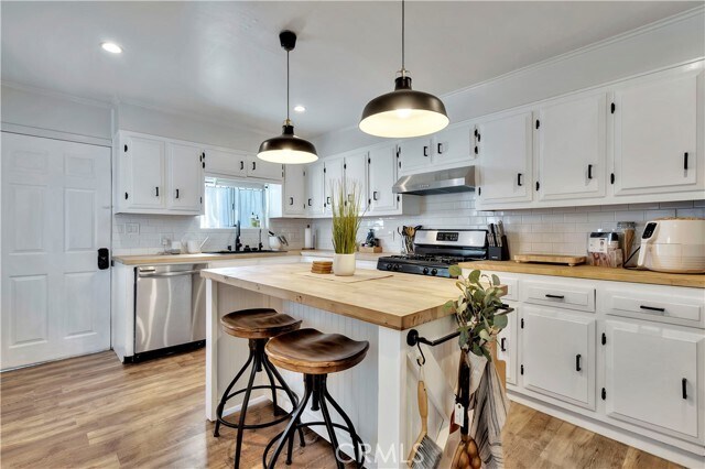 Building Photo - 6514 Coldwater Canyon Ave