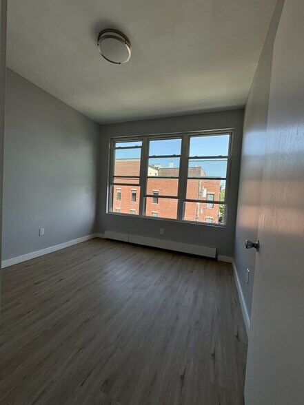 177 Van Nostrand 3F - 174 Van Nostrand Ave