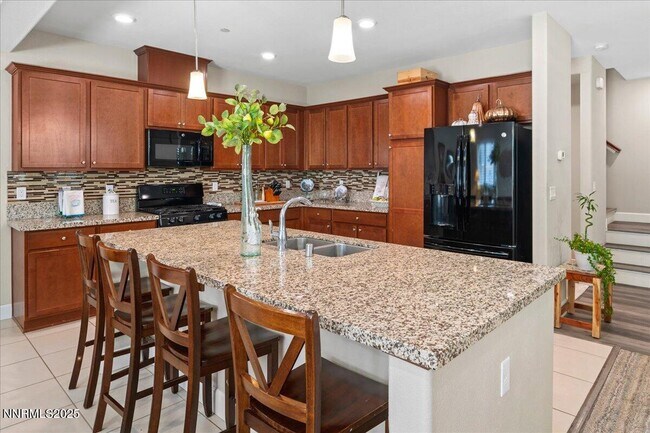 Building Photo - 2021 Wind Ranch Rd