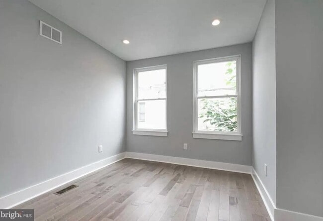 Building Photo - 1917 Pierce St