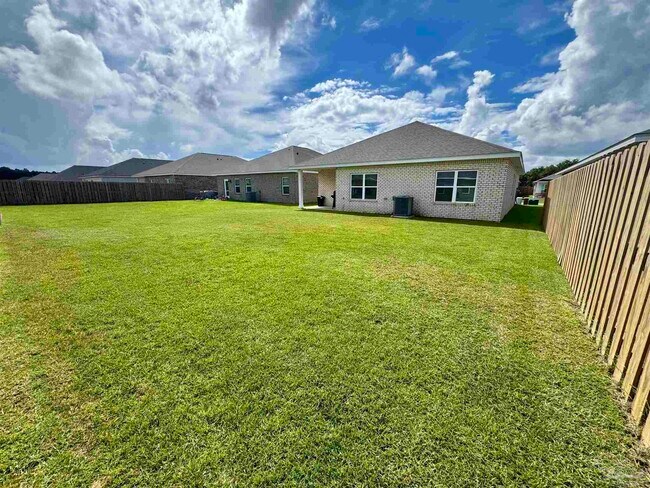 Building Photo - 8084 Fir Tree Dr