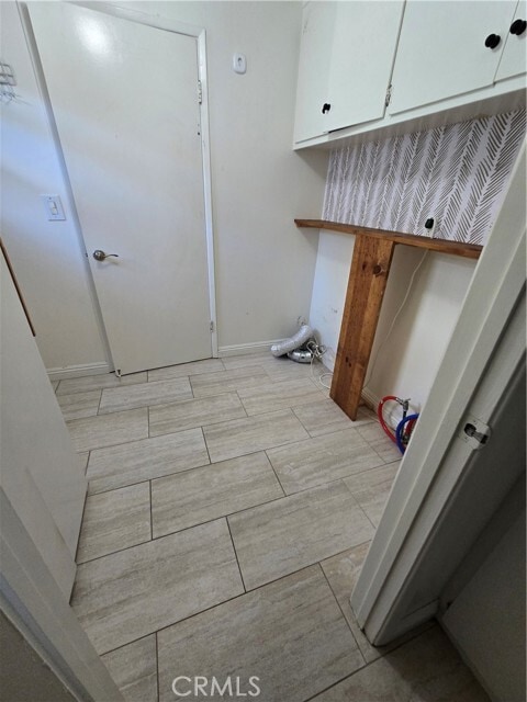 Building Photo - 4913 Onyx St