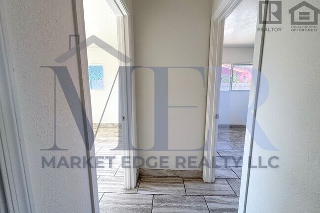 Building Photo - 3Bed/2Bath House 35th Ave/Bethany! NO APPLICATION FEE! - RV GATE, NO HOA!