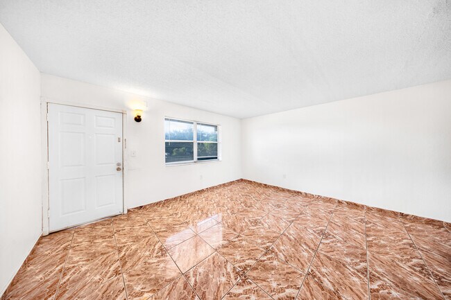 Building Photo - 301 NW 177th St