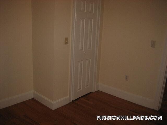 Building Photo - 1953 Columbus Ave