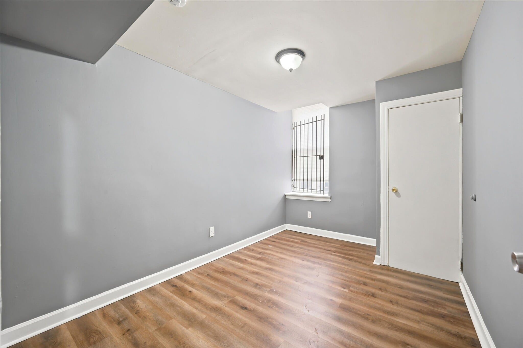 Building Photo - 1721 W Tioga St