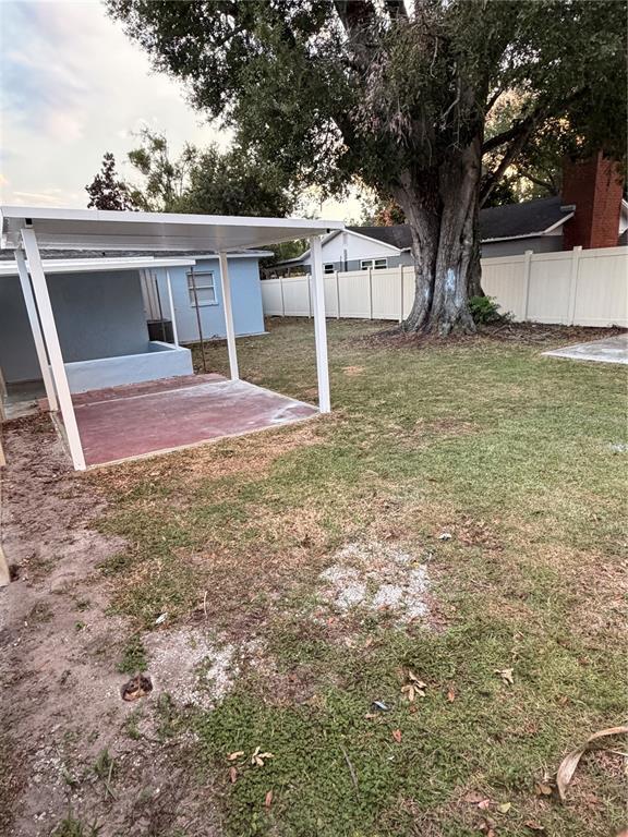 Building Photo - 1720 Park Dr