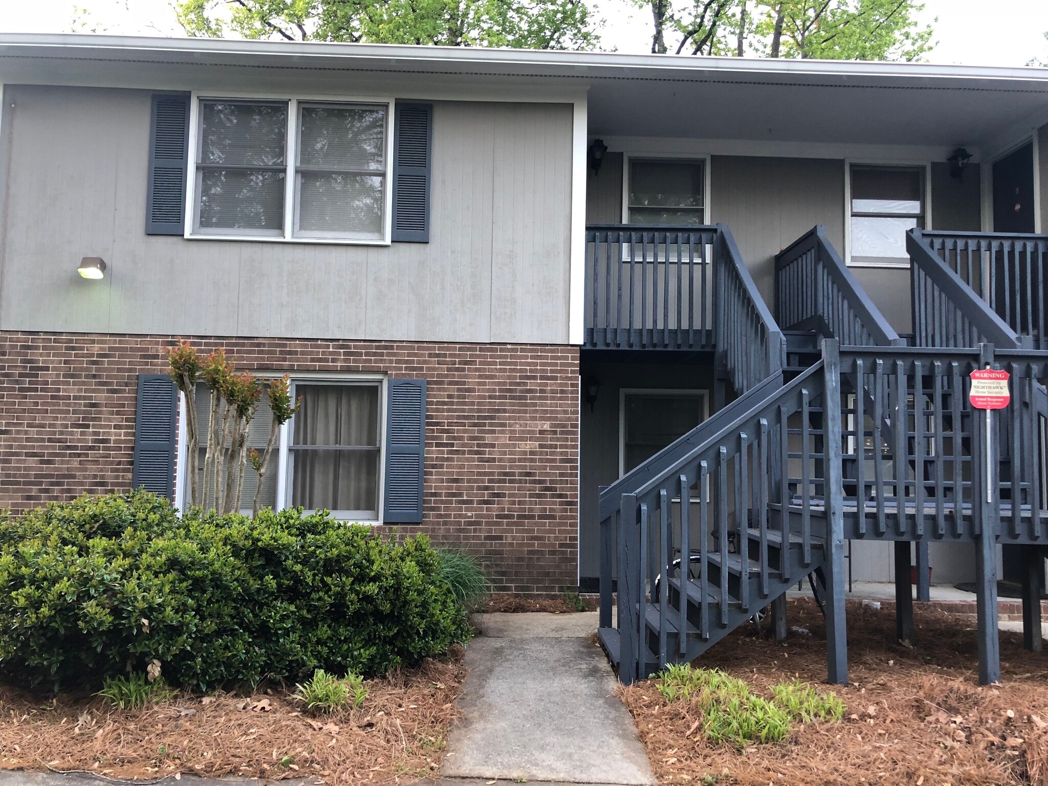 Building Photo - 703 S Chapman St