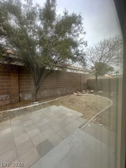 Building Photo - 10931 Coppola St