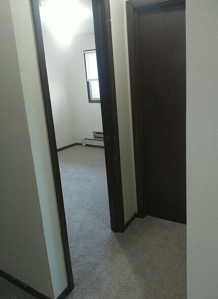hallway - 414 10th Ave S